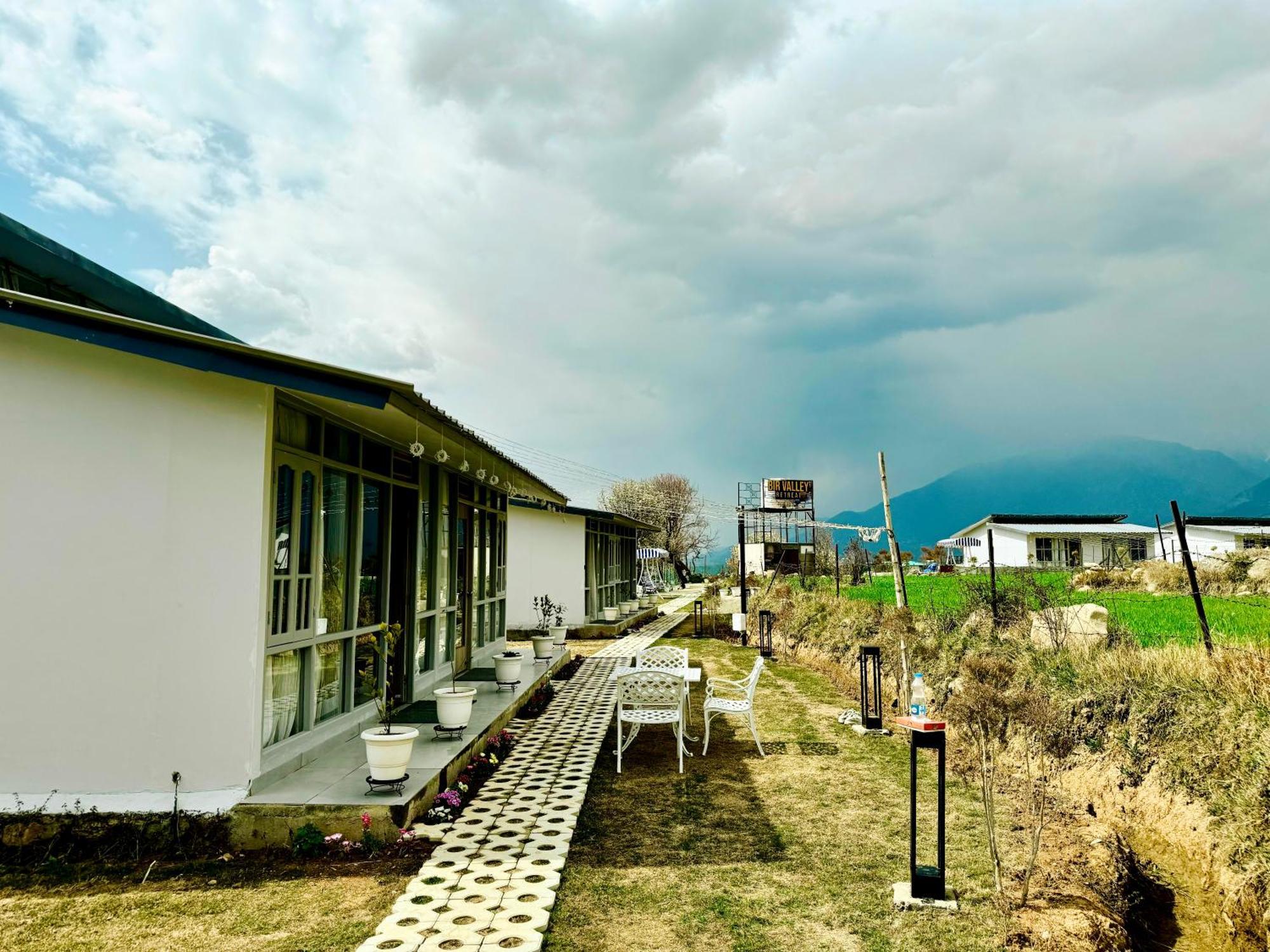 Bir Valley Retreat Buitenkant foto